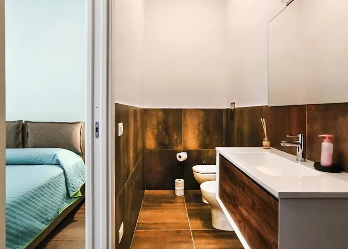 Casa Calu Castel Sant'elmo Bed & Breakfast 3*